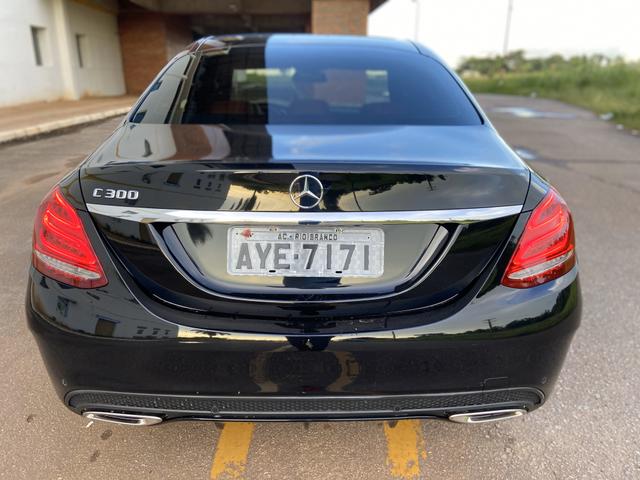 Mercedes-Benz C300 Sport 2.0 2018 com 3mil km - Foto 5