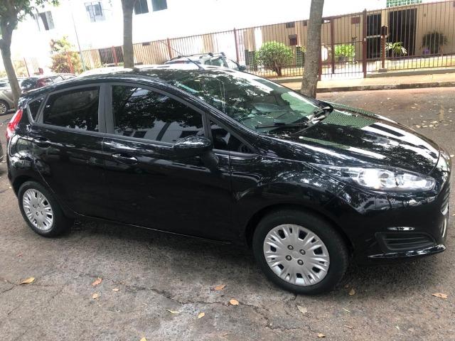 Vende-se New Fiesta