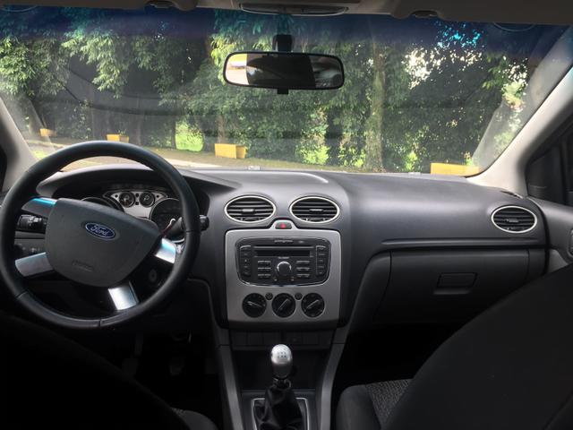 Ford Focus 2010 1.6 - Foto 4