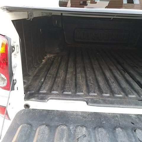 Triton GL 4x4 diesel manual 2018 - Foto 9