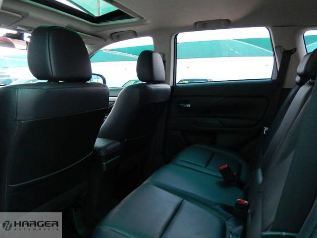 Mitsubishi Outlander 2.0 - Foto 8