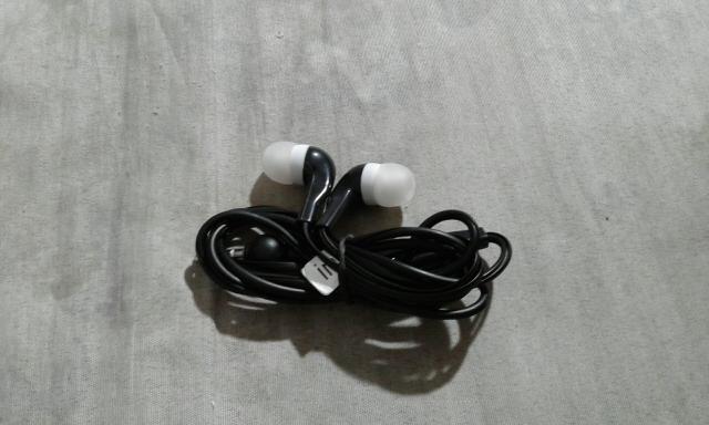 Fone De Ouvido Que Só Funciona De Um Lado - Foto 4