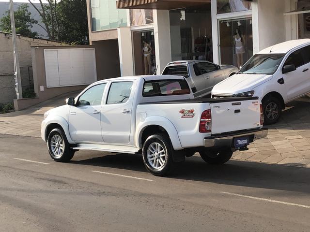 Hilux SRV 3.0 Diesel 4x4 Aut. *Controle Tração/ Multimídia/ Pneus 0km - Foto 4