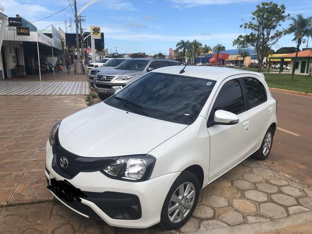 ETIOS Hatch 1.5 X Plus