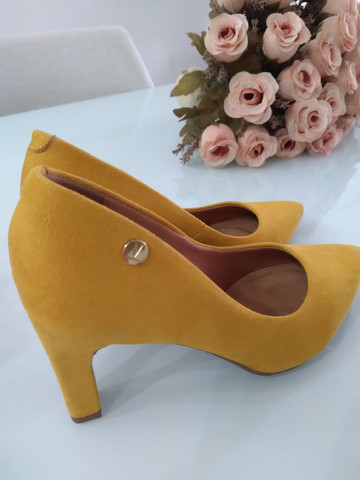 scarpin mostarda vizzano