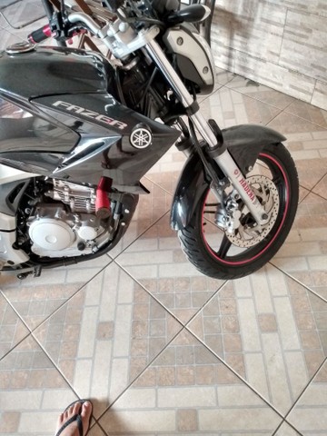 FAZER 250 CILINDRADAS MUITO NOVA DOCUMENTO OK