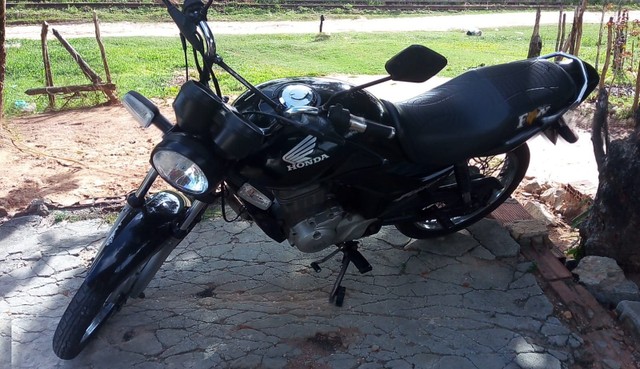 IMPERDÍVEL MOTO NOVA