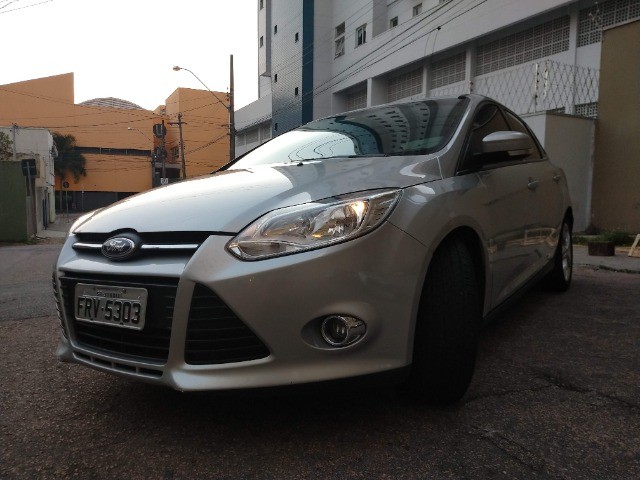 FORD FOCUS SEDÃ 2014