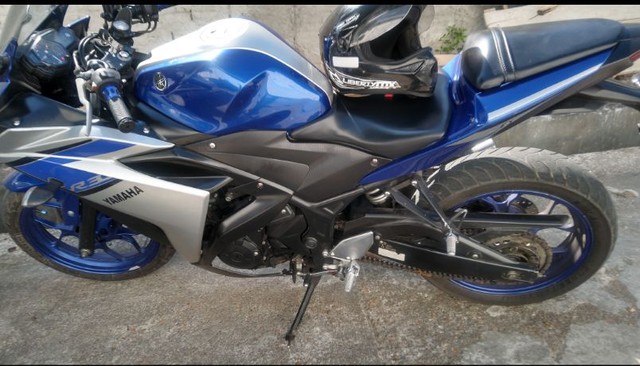 MOTO R3 YAMAHA 2016
