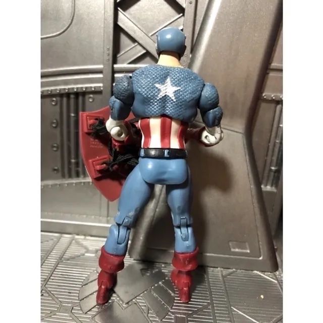 MARVEL UNIVERSE/ CAPITÃO AMÉRICA  - Foto 3