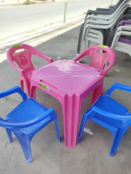 Cadeira e Mesa Infantil (Promoção)
