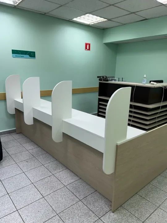 Móveis para escritório balcão para atendimento 