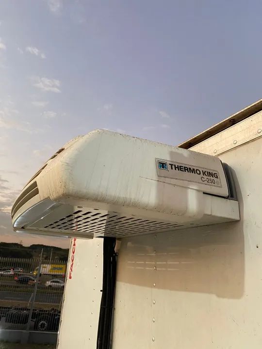 Baú Refrigerado Facchini 6 Metros Ano 2022 - Foto 10