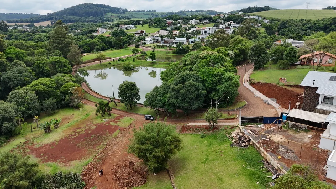 Terreno 1255m no condomínio espelho das águas chapeco