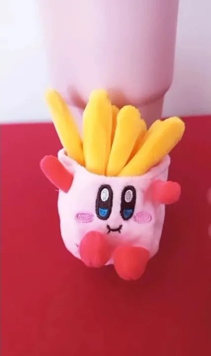 Kirby batata frita chaveiro de pelúcia
