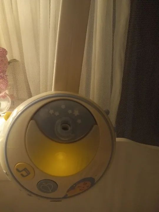 Móbile berço Chicco com projetor - Foto 2