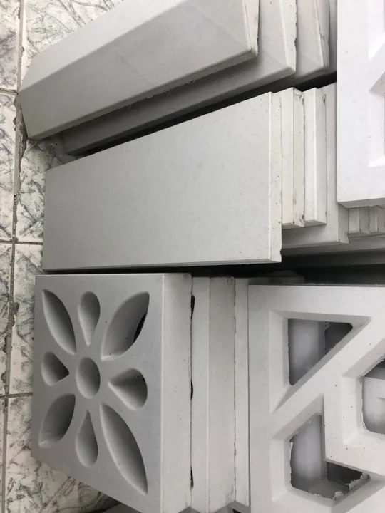 Pingadeira casinha ou reta - Protetor de muro