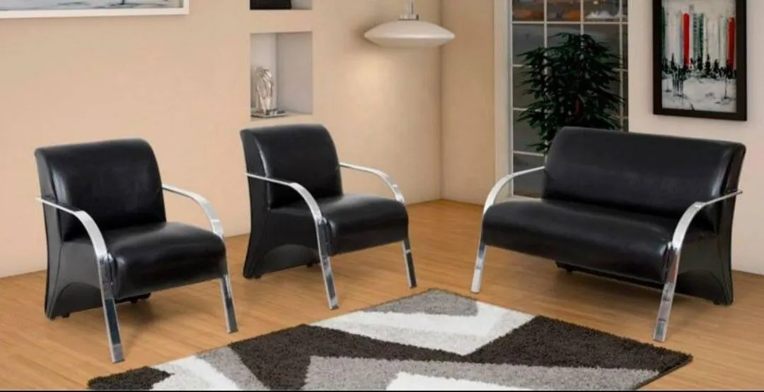 Poltronas para Recepção / Novas