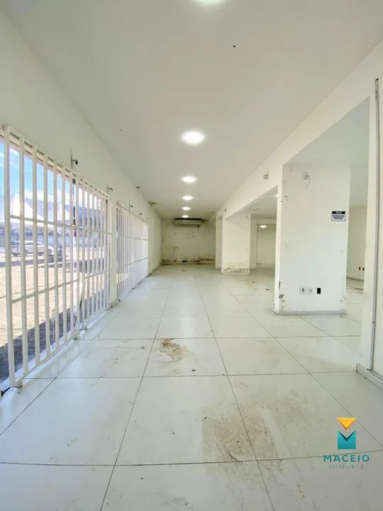 Alugo excelente prédio comercial na antiga Av. Amélia Rosa - Foto 8