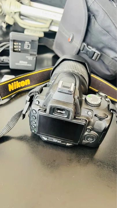 Camera Nikon D5000 com tripe targus (BAIXEI O VALOR) - Foto 4