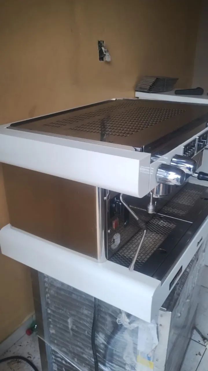 Máquina de Café Expresso Industrial