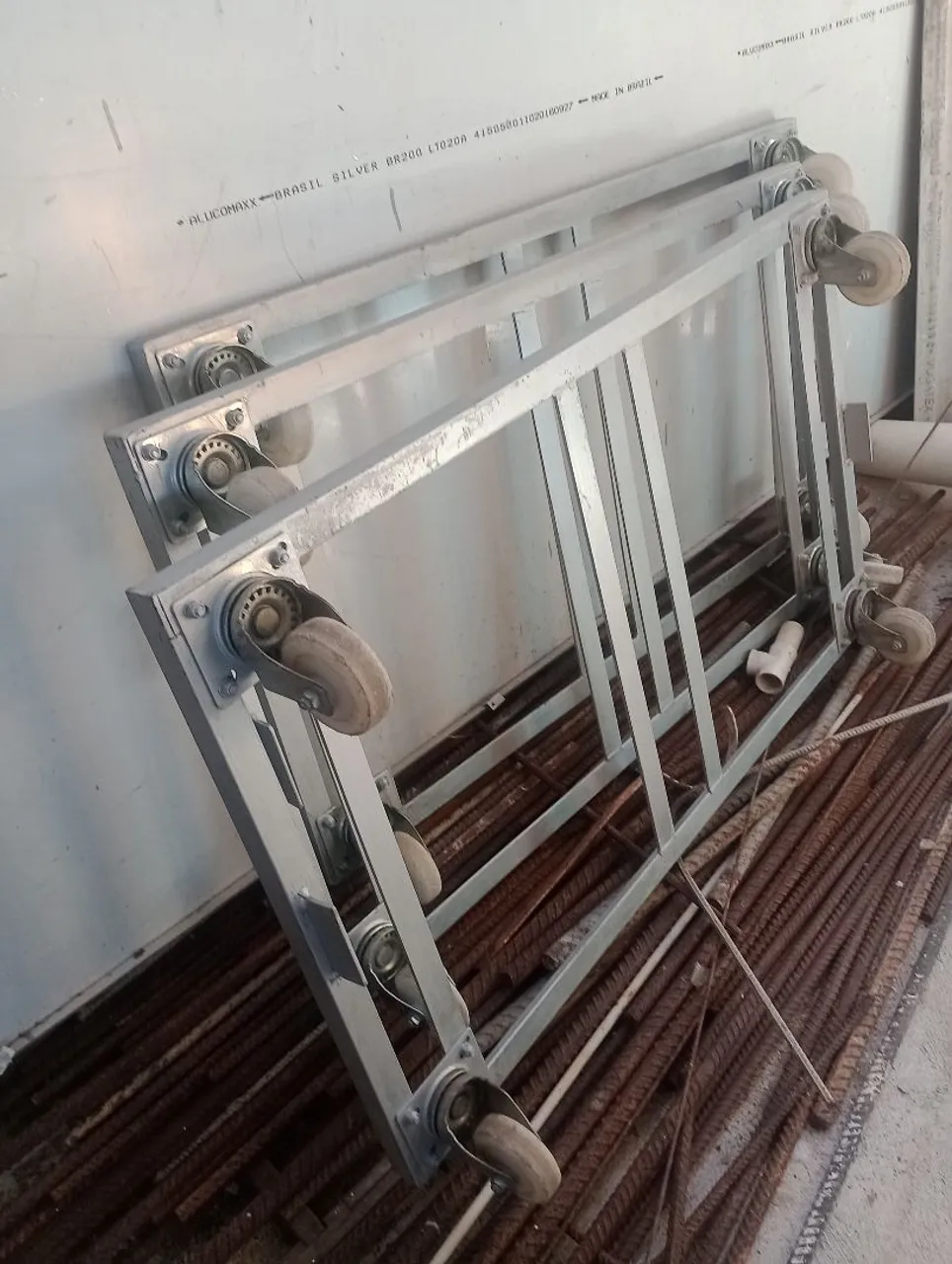 4 suporte com rodas 75x1.20