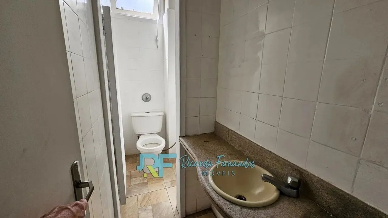 Sala com 129m², na rua Buenos Aires, condomínio barato. - Foto 4