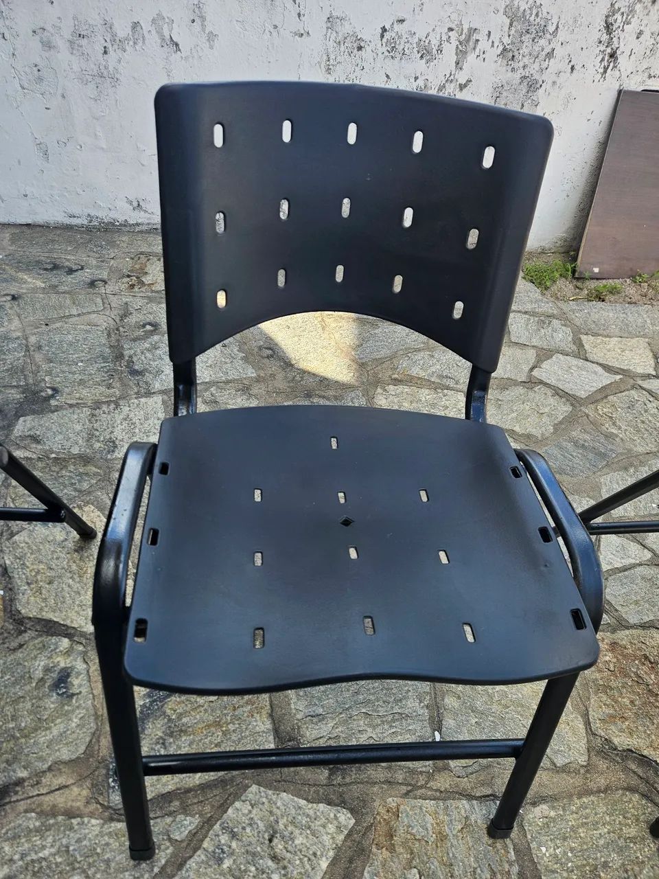 Cadeira de escritório  fixa em polipropileno  - Foto 4