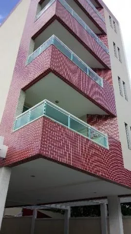 Apartamento Padrão no Centro de Rio das Ostras com elevador e 50 mt da rodovia