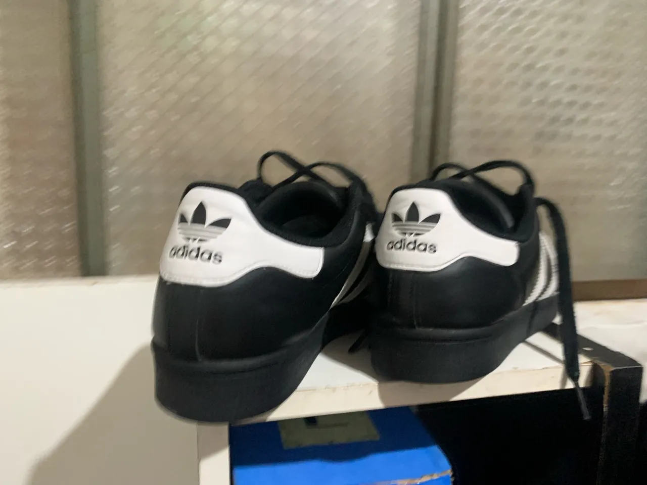 Vendo Adidas Superstar n39