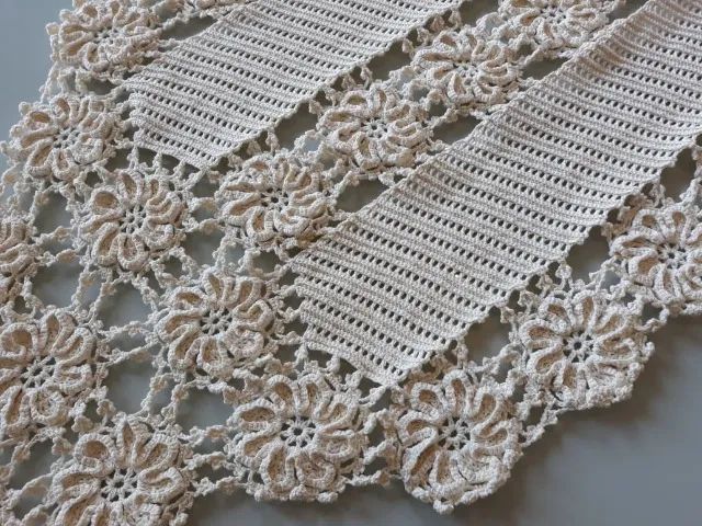 Artesanato Decoração Trilho Crochê Barbante Cru 1,60m x 0,55m - Foto 3
