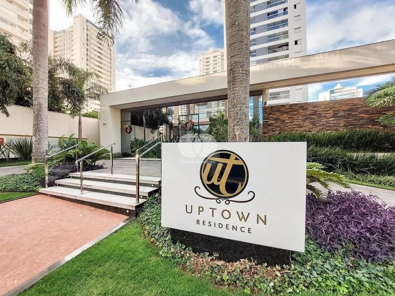Apartamento para locação - Edifício UpTown - Gleba Palhano - Londrina/PR