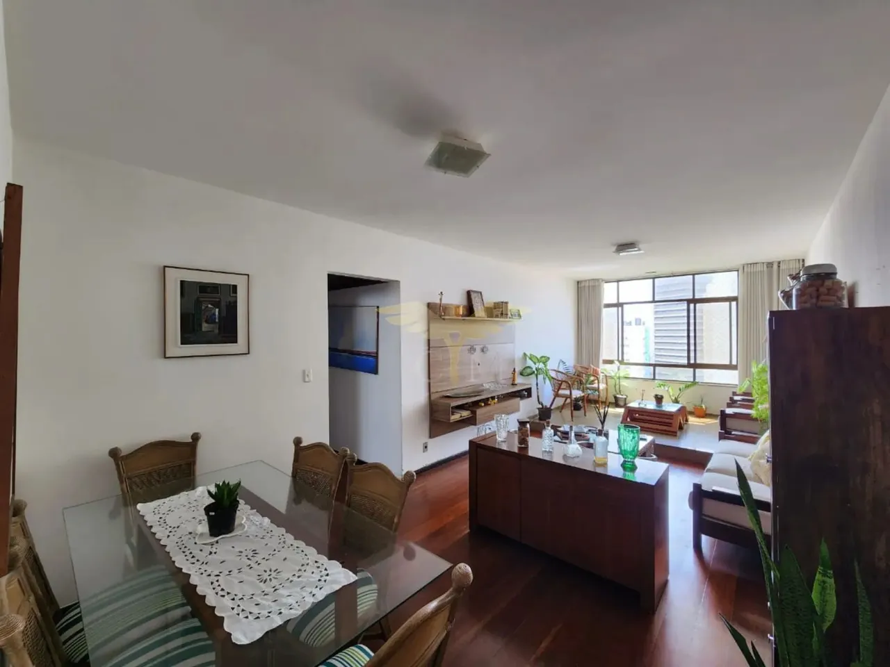 Apartamento Com 3 Quartos Distribuído Em 120M² E 1 Vaga De Garagem Na Pituba. 1LBHBEH