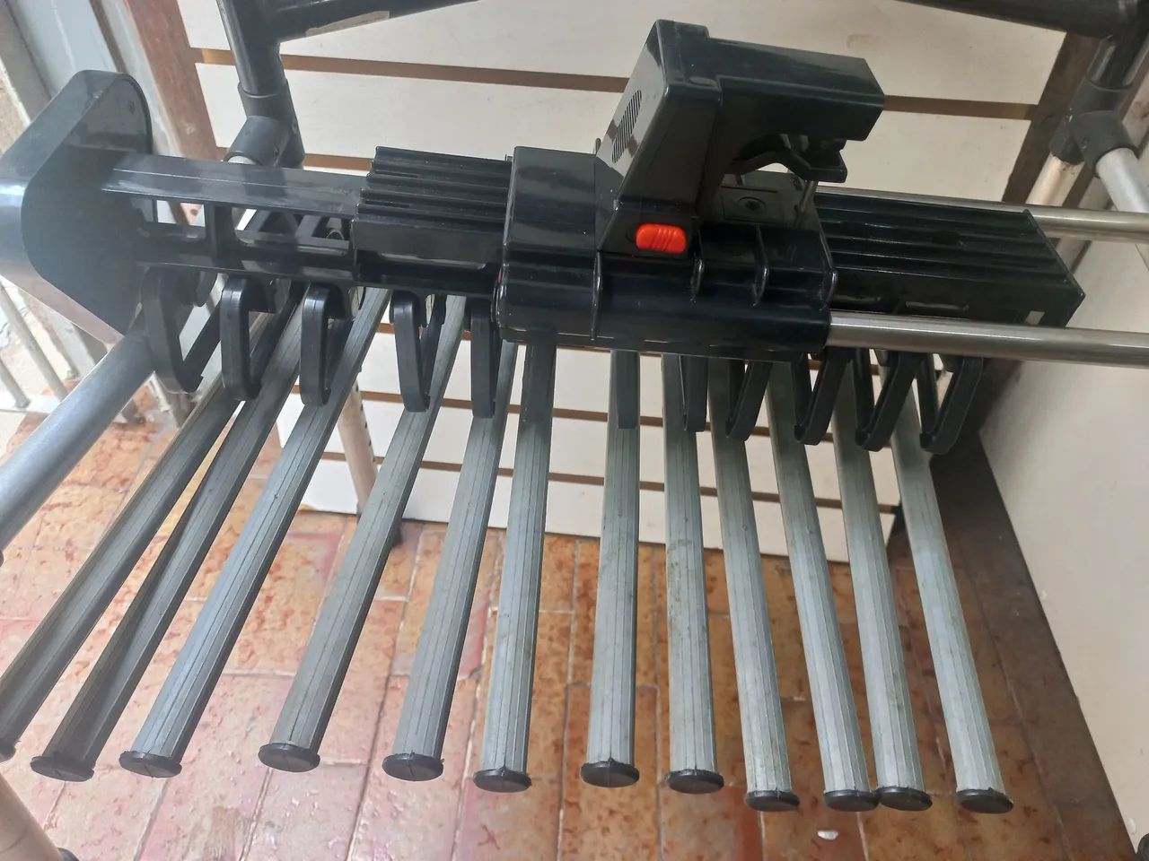 Organizador de calças com 12 cabides - Foto 2