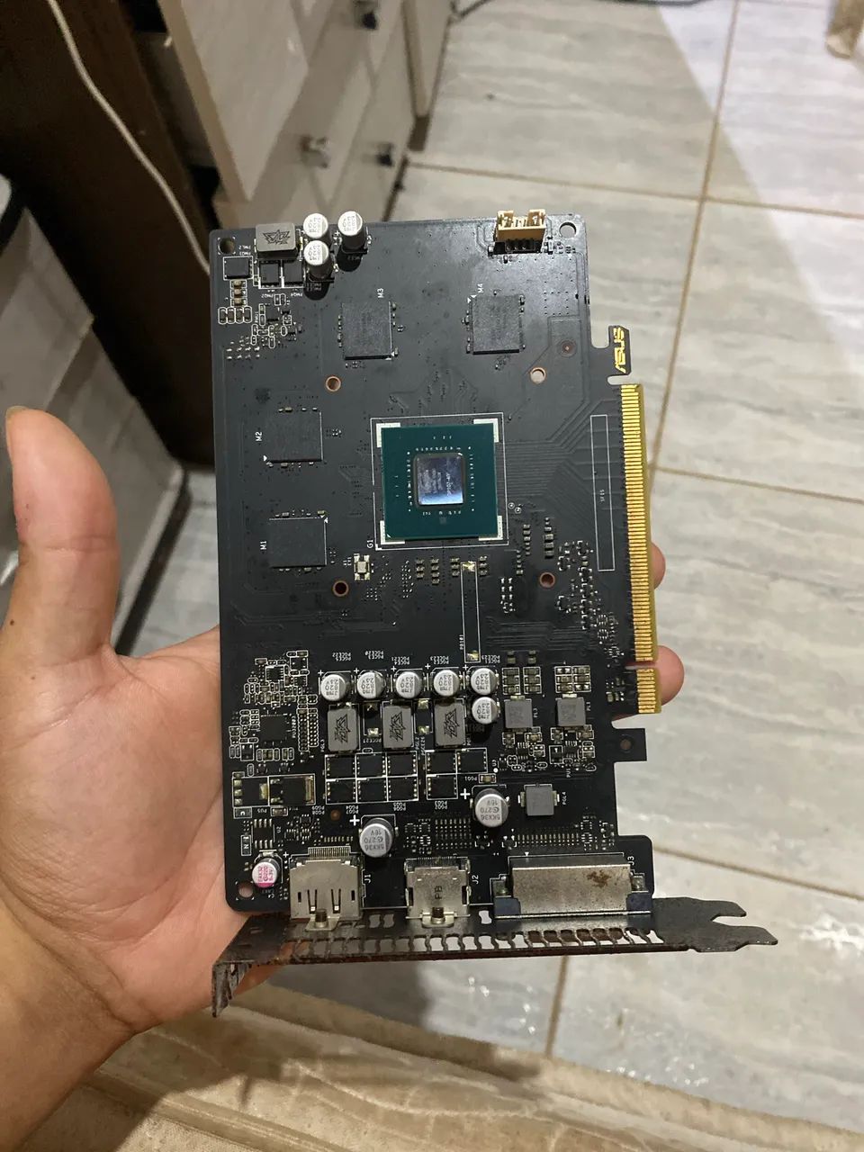 Placa de vídeo gtx 1050 ti quebrada 
