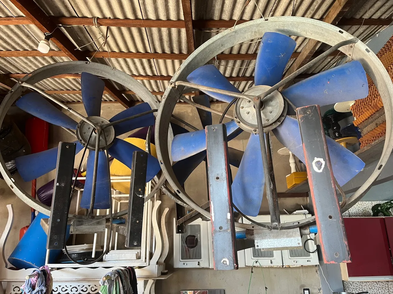 Vendo 03 ventilador grande obs sem motor inté
