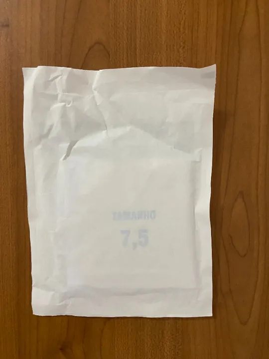 Luvas cirúrgicas a base de látex de borracha natural. Tamanho 7,5 - Foto 2