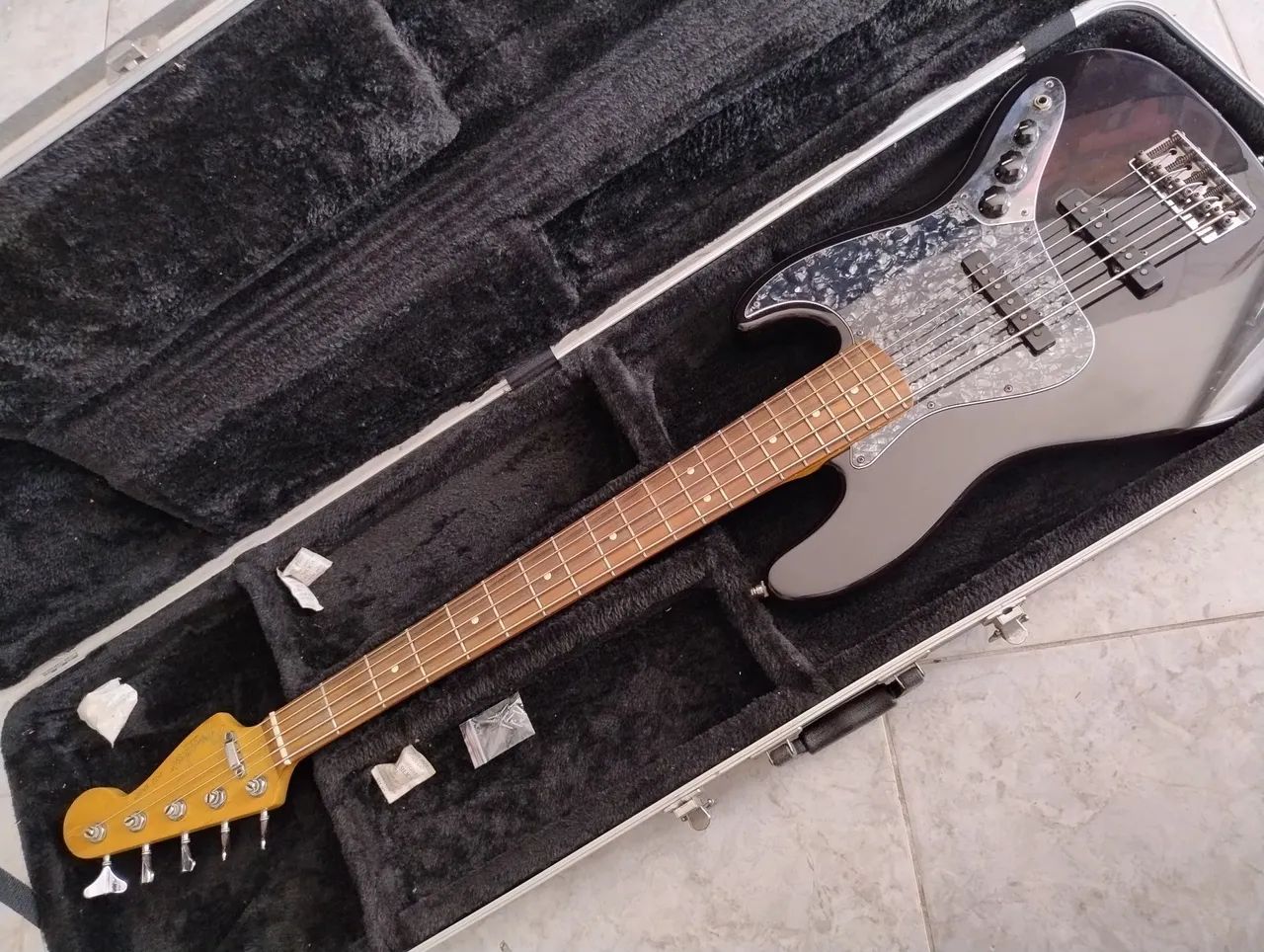 Baixo Fender EUA - Foto 3