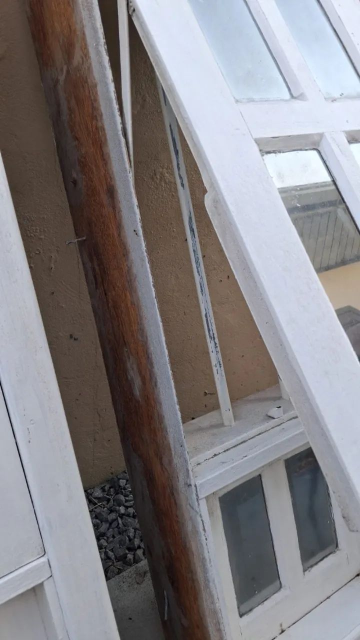 Janelas BASCULANTES em madeira ANGELIM (Seminovas) - Foto 2