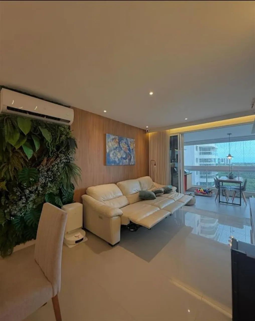Barra da Tijuca - Ilha Pura - 03 Suites - 110m² - Viure