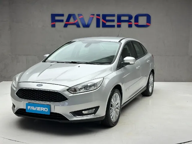 Ford Focus 2.0 16V/SE/SE Plus Flex 5p Aut.