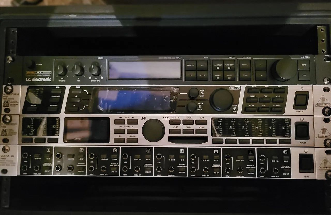 Rack periféricos Behringer Novos! - Foto 5