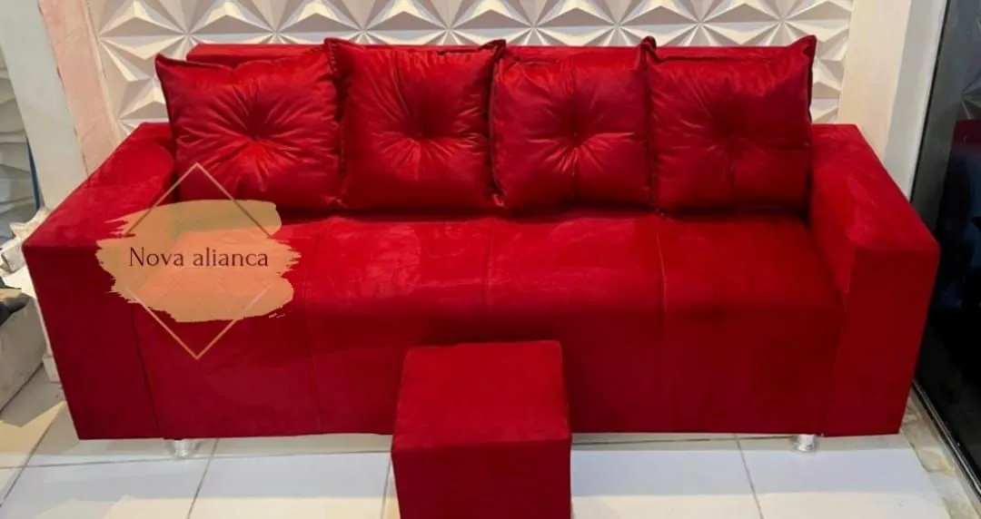 Sofá 4 lugares com Puff entregar grátis