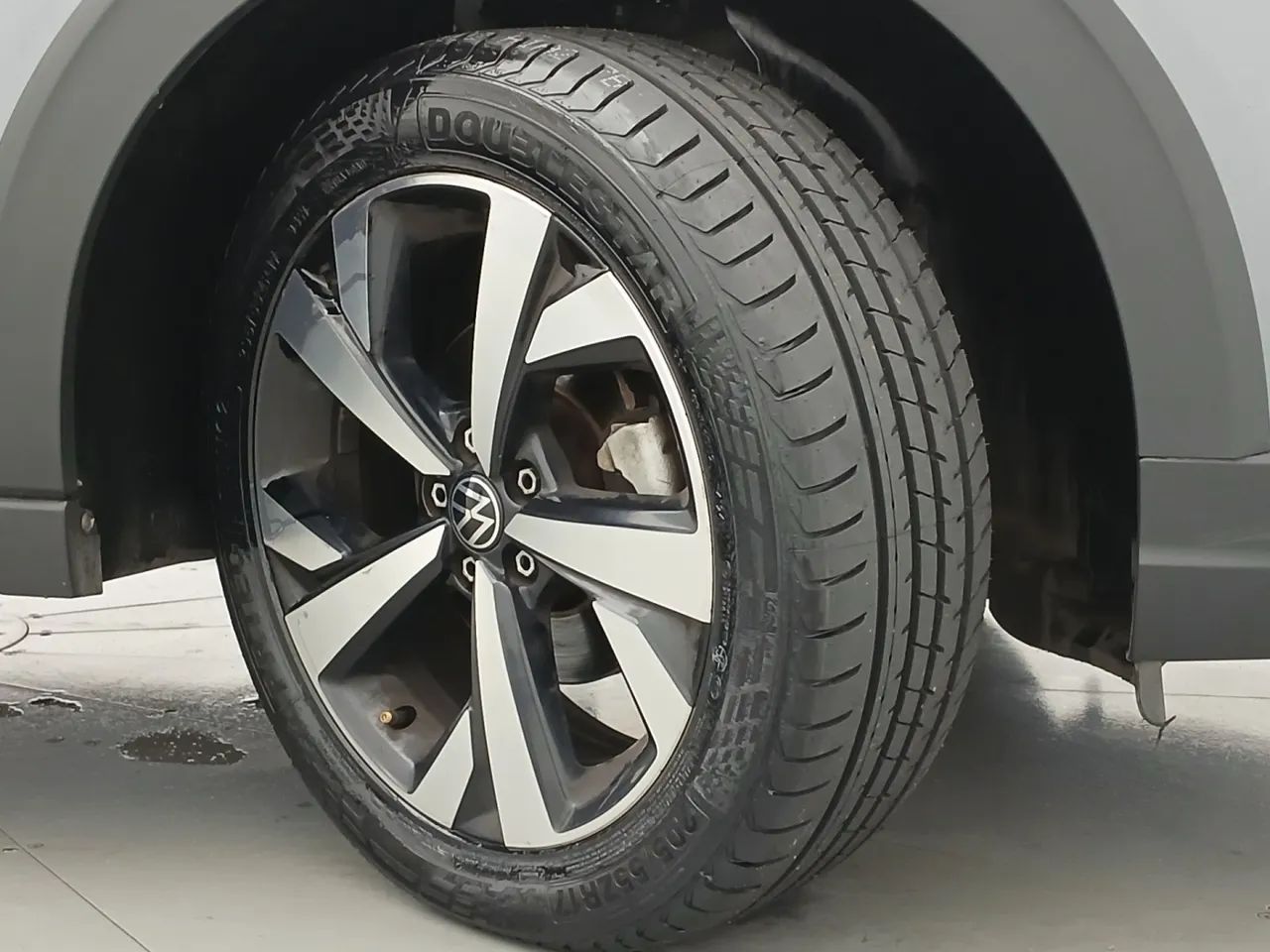 Volkswagen Nivus Highline 1.0 200 TSI Flex Aut., foto 13 de 18