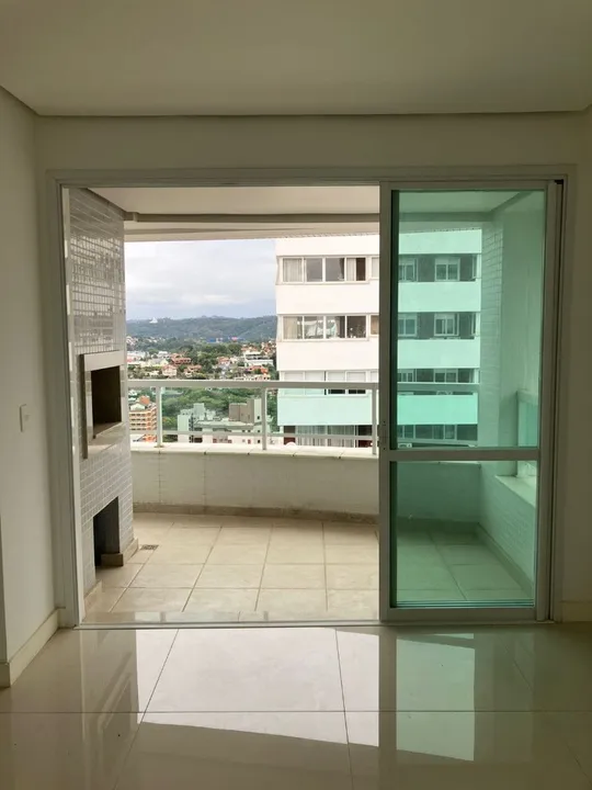 Porta de vidro e alumínio para sacada ou varanda