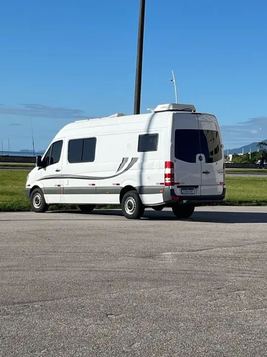 Vendo Motorhome Mercedes sprint 2013 casa montada 2024