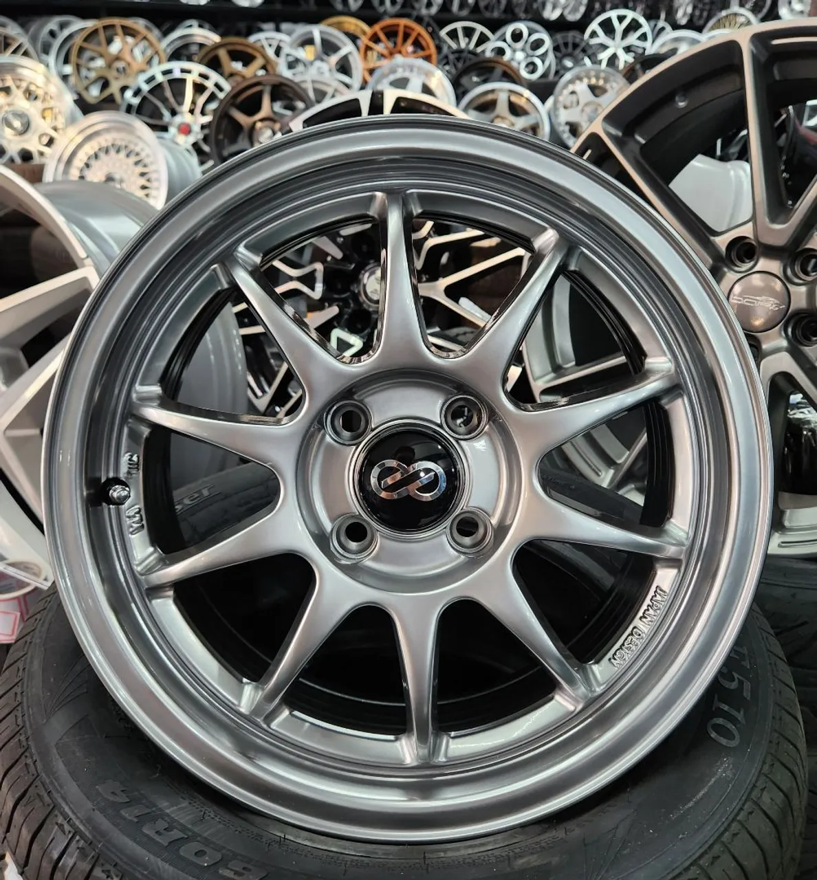 Roda aro 15 Zeus Zm695 grafite com borda diamantada tala 8 jogo
