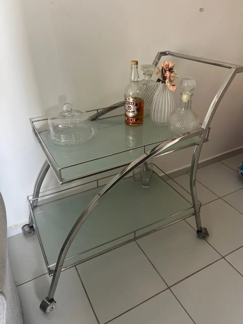 Carrinho Bar em inox e vidro