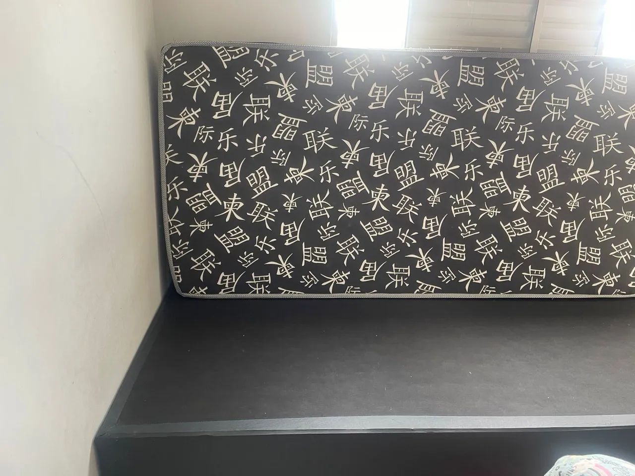 Single bed64168529987075120