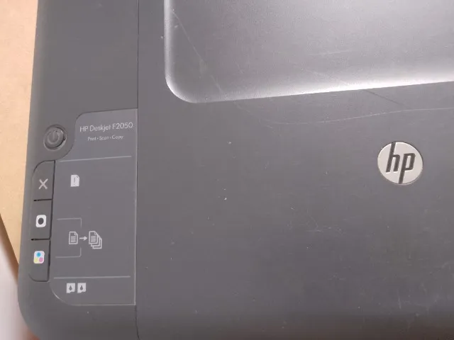 Impressora HP 2050 com scanner
